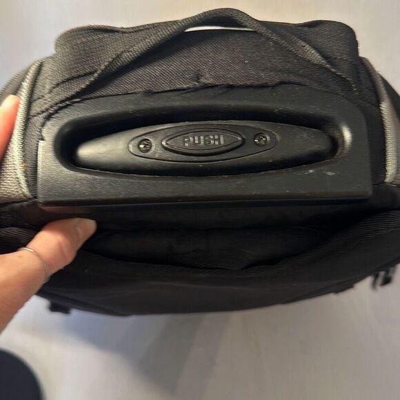 Ogio Commuter Pull Through Rolling duffle Suitcase Travel Luggage Duffel Bag - Picture 8 of 12